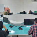 نشست نقد و بررسی آثار داستان نویسان طنز یزدی برگزار شد