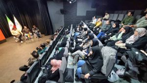 استندآپ کمدی از متن تا صحنه و تحلیلهای اجرا